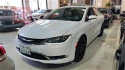 Chrysler 200